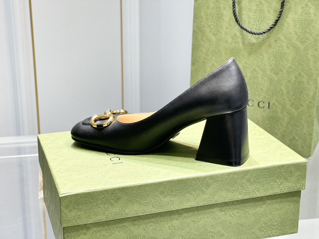 Women's high heels